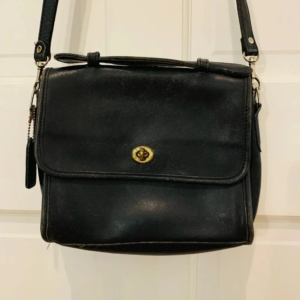 Women's Vintage Coach Should Bag Cross body Bag